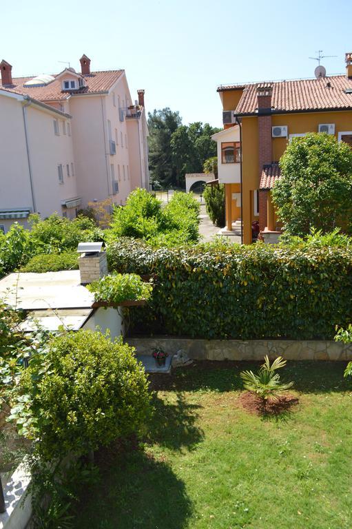 Apartment Bozac Rovinj Exterior photo
